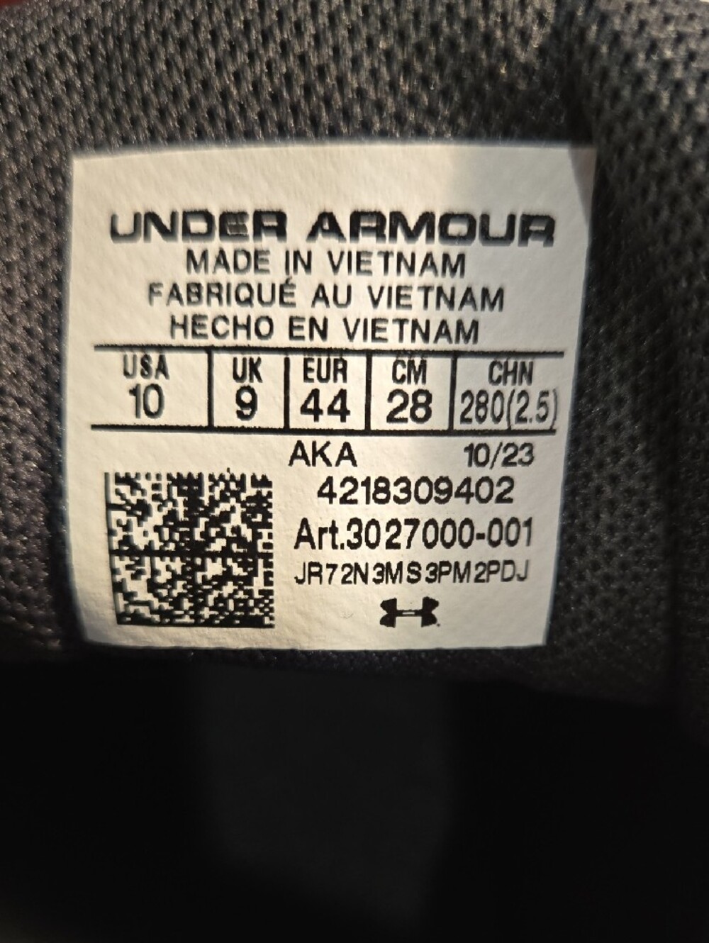 Mens Under Armour UA Charged Surge 4 3027000 001 Black White Sneakers Shoes - Picture 2 of 8